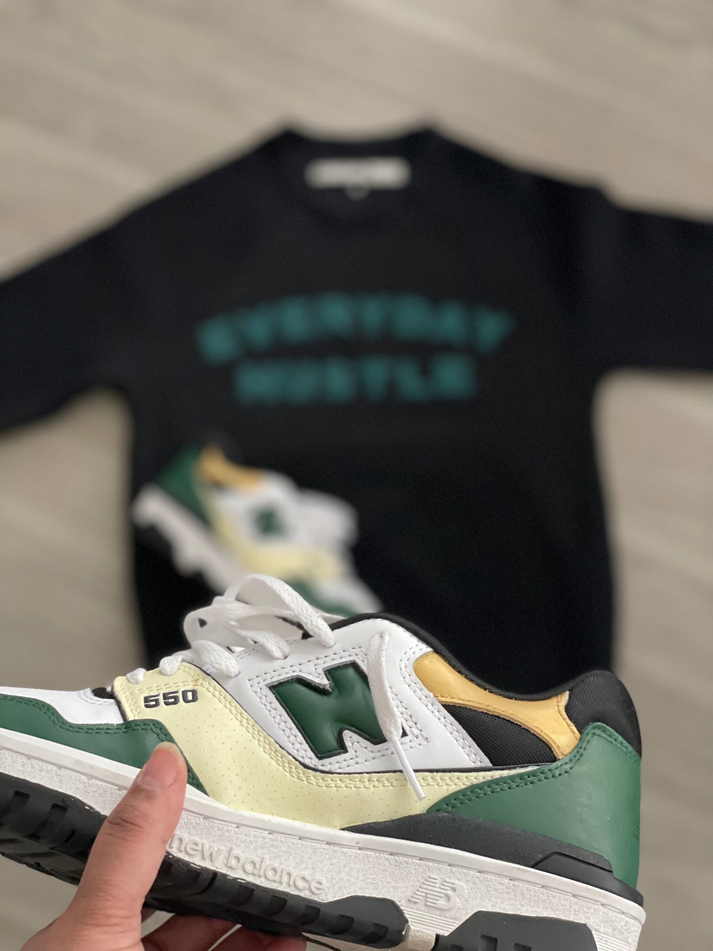 EVERYDAY HUSTLE CREWNECK