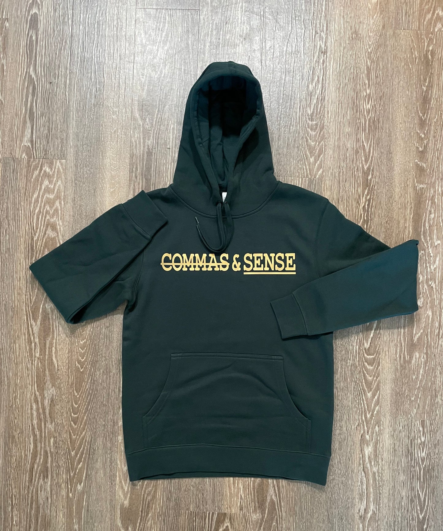 COMMAS & SENSE CLASSIC LOGO HOODIE