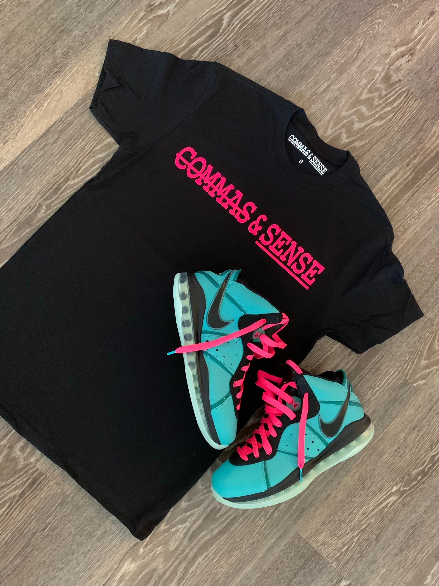 COMMAS & SENSE LOGO